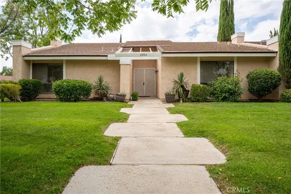 2904 W Avenue J4, Lancaster, CA 93536