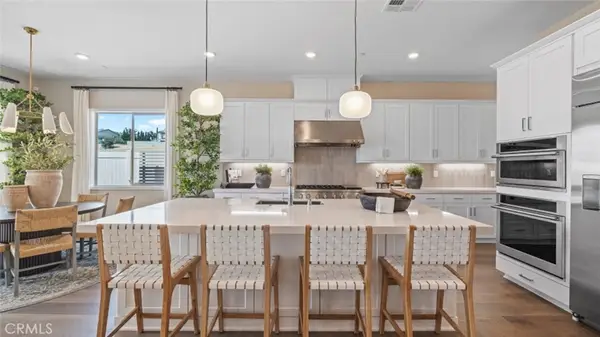 29503 Corte Azulejo, Valencia, CA 91354