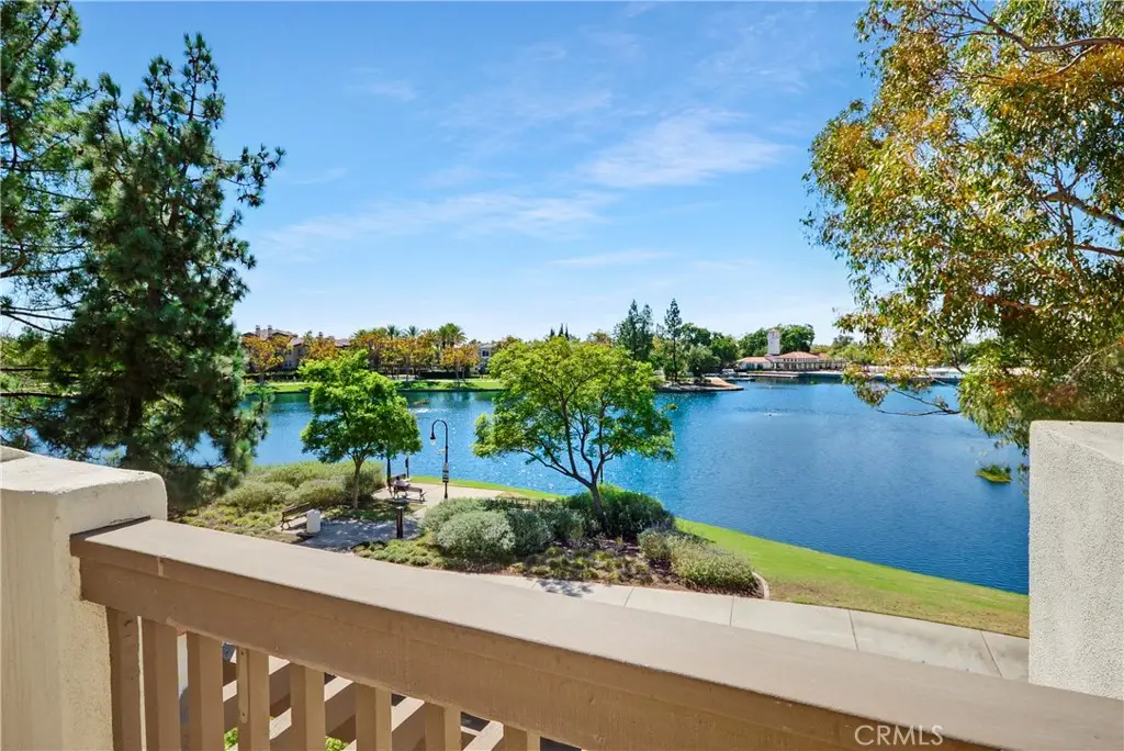 31 Brisa Del Lago, Rancho Santa Margarita, CA 92688 - Image #1