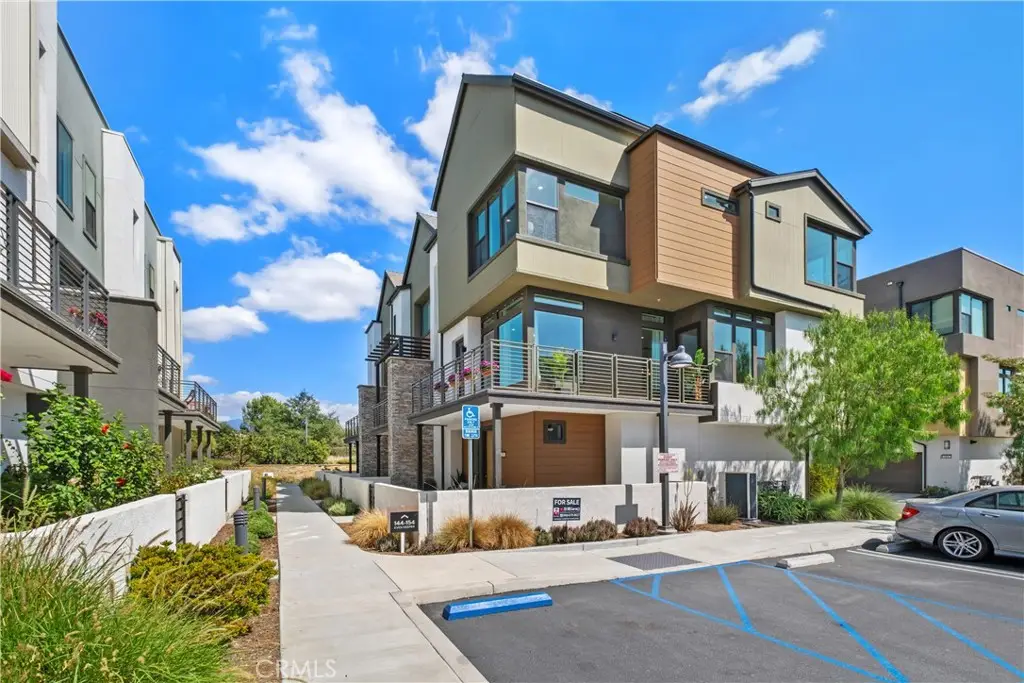 154 Keeper, Irvine, CA 92618 - Image #1