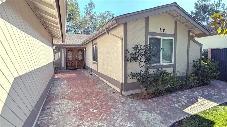 718 Via La Paloma, Riverside, CA 92507 - #2