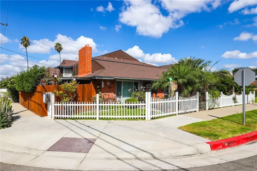 2504 N Bourbon, Orange, CA 92865 - Image #3