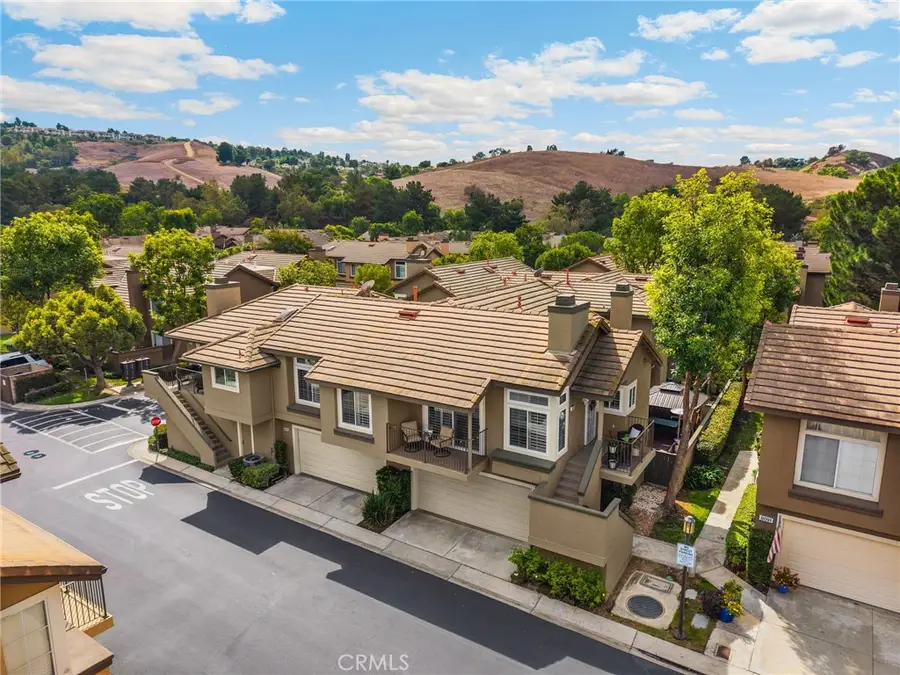 505 S Glenhurst, Anaheim Hills, CA 92808 - Image #2