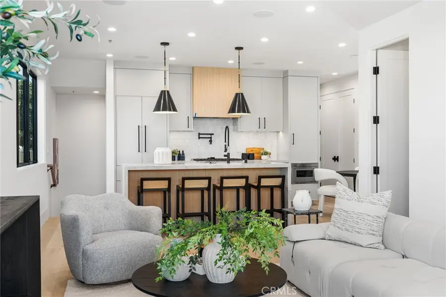 305 .5 Fernleaf, Corona Del Mar, CA 92625 - Image #3