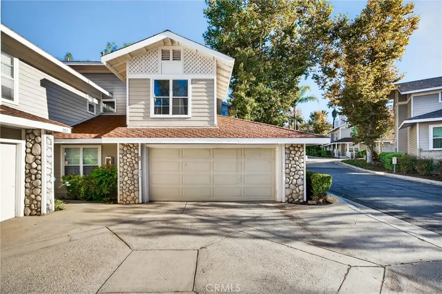 704 Chandler W, Highland, CA 92346 - Image #2