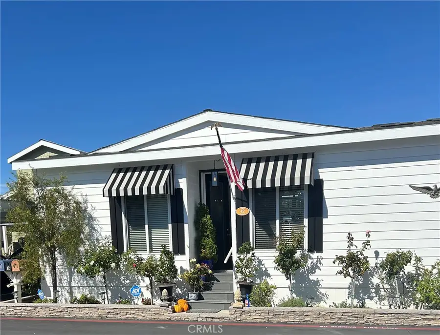 42 Saratoga #42, Newport Beach, CA 92660 - Image #2