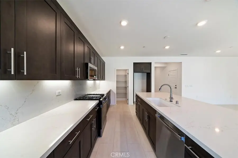 3809 Crossen Drive, Corona, CA 92883 - #3