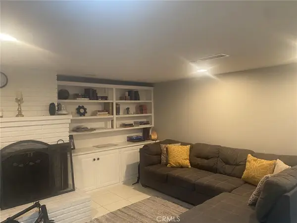 918 N Cleveland Street, Orange, CA 92867