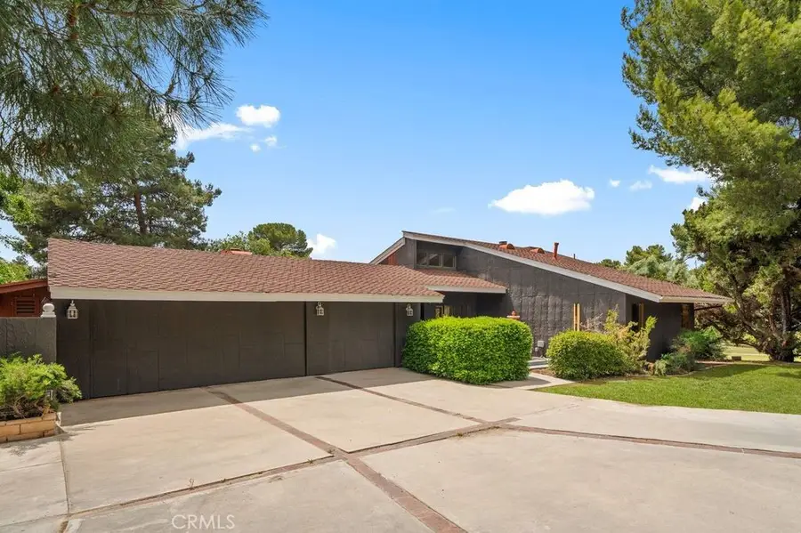 27411 Santa Fe, Hemet, CA 92543 - #3