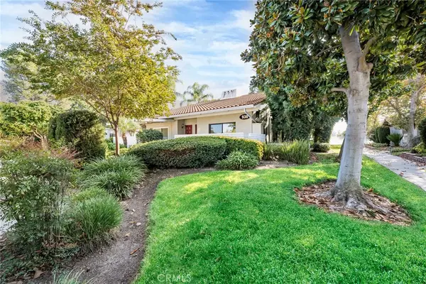936 Avenida Majorca #B, Laguna Woods, CA 92637