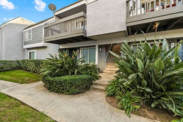 35 Firwood, Irvine, CA 92604