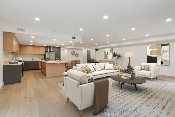 5110 Whitsett Avenue #105, Valley Village, CA 91607