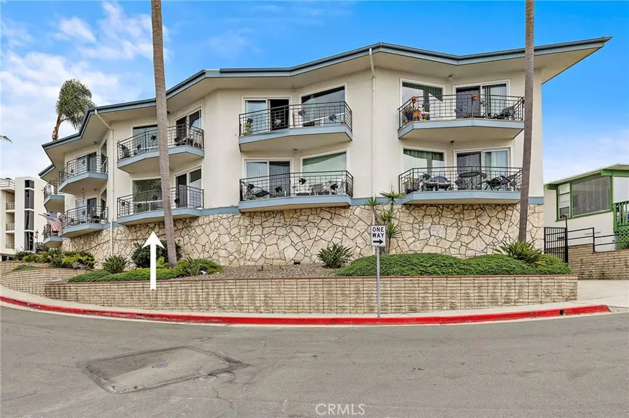 419 Monterey Ln #4, San Clemente, CA 92672 - Image #2