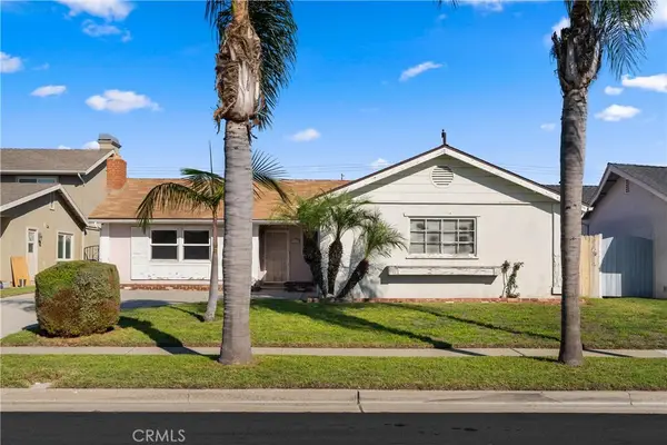 8342 Fontainbleau Way, Cypress, CA 90630