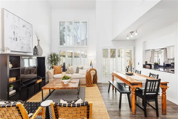 924 Hyde Court, Costa Mesa, CA 92626