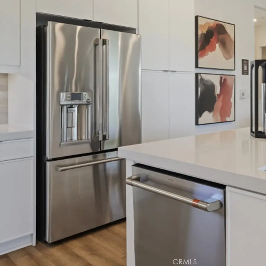 300 Junco, Irvine, CA 92618 - Image #3