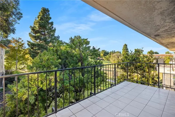 2388 W Via Mariposa #3E, Laguna Woods, CA 92637