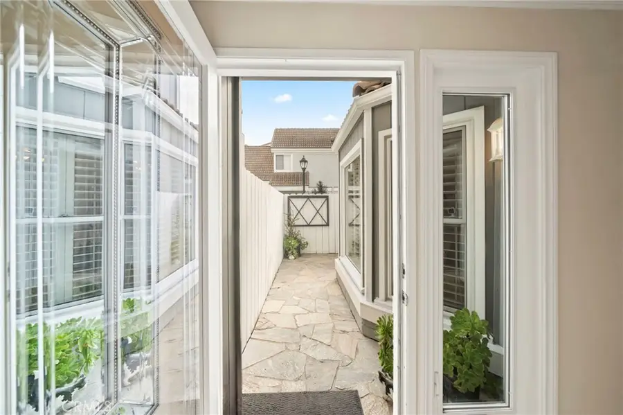 3889 Aruba, Huntington Beach, CA 92649 - Image #3