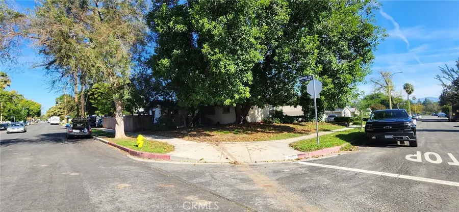 16757 Donmetz, Granada Hills, CA 91344 - Image #2