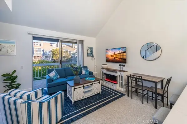 20341 Bluffside #305, Huntington Beach, CA 92646