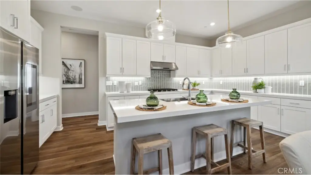 24511 Villa La Sombrilla, Valencia, CA 91354 - Image #1