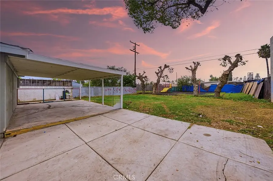 12815 S San Pedro Street, Los Angeles, CA 90061 - Image #2