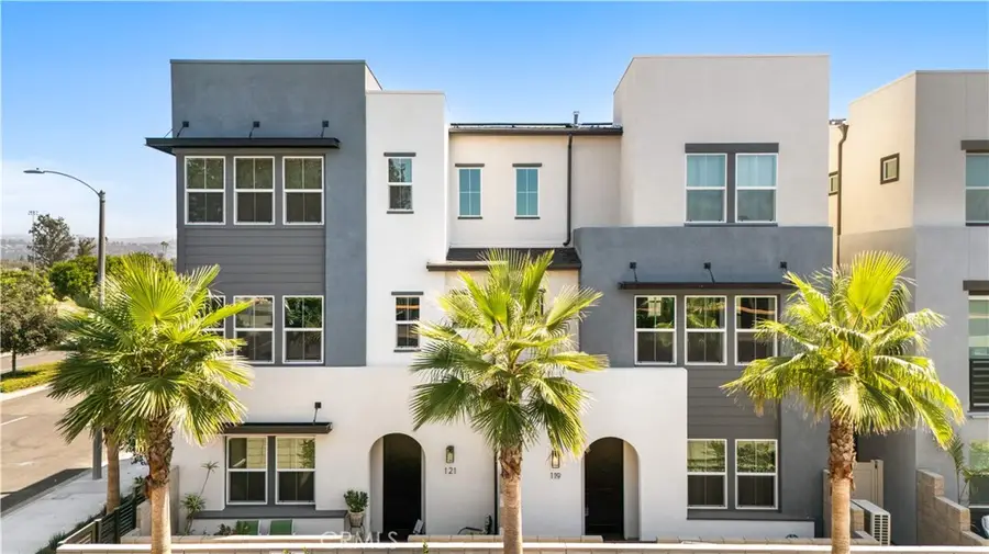 119 Jessup, Tustin, CA 92780 - Image #2