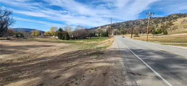 26600 Bear Valley Road, Tehachapi, CA 93561