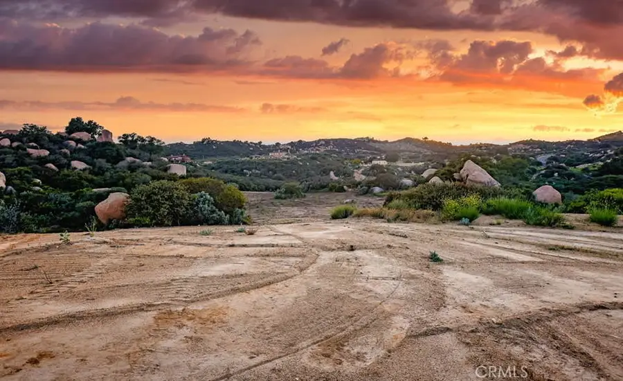 42050 Avenida Escala, Murrieta, CA 92562 - #2