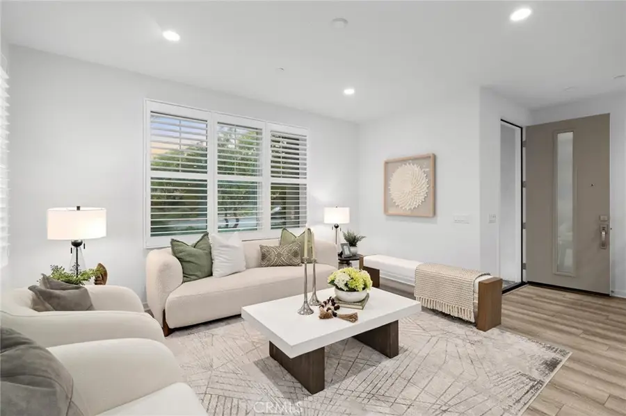 118 Modjeska, Irvine, CA 92618 - #3