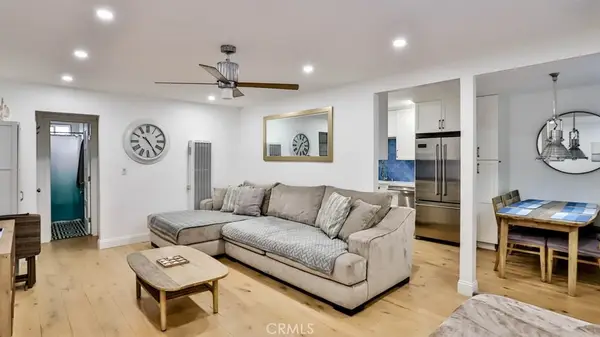 218 16th Street #B, Huntington Beach, CA 92648