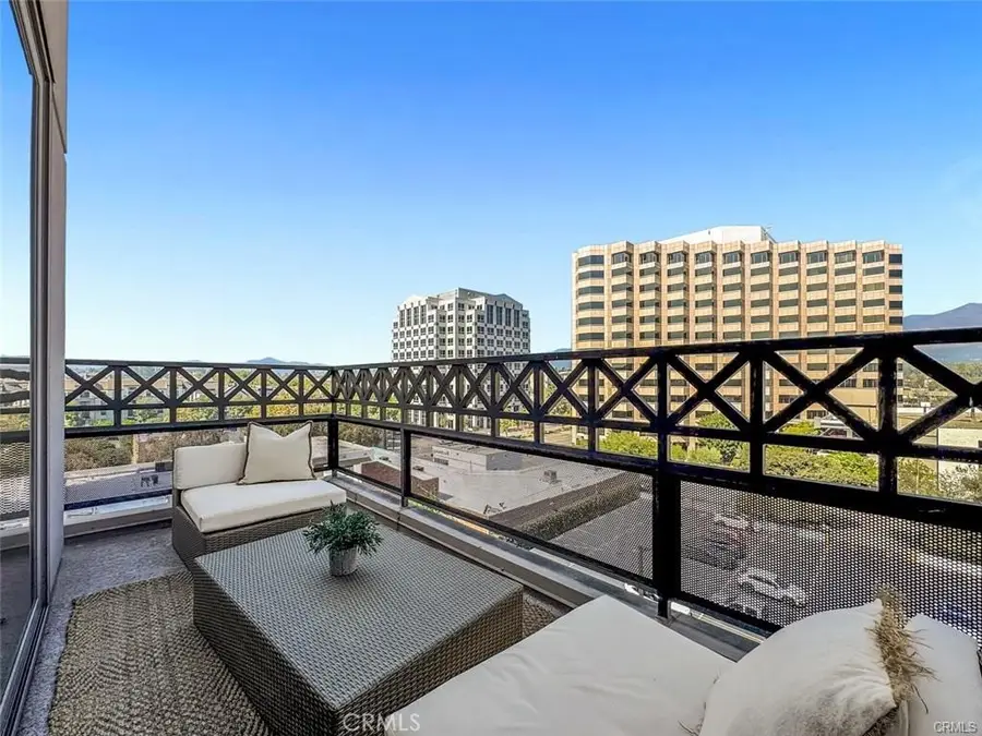 931 E Walnut #607, Pasadena, CA 91106 - Image #2