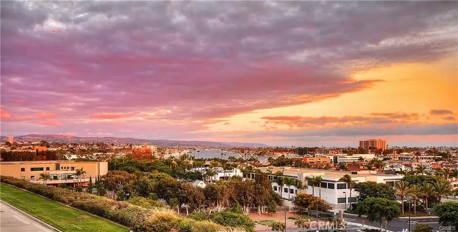 210 Lille Lane #208, Newport Beach, CA 92663 - Image #2