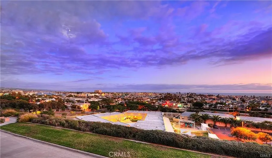 210 Lille Lane #208, Newport Beach, CA 92663 - Image #3