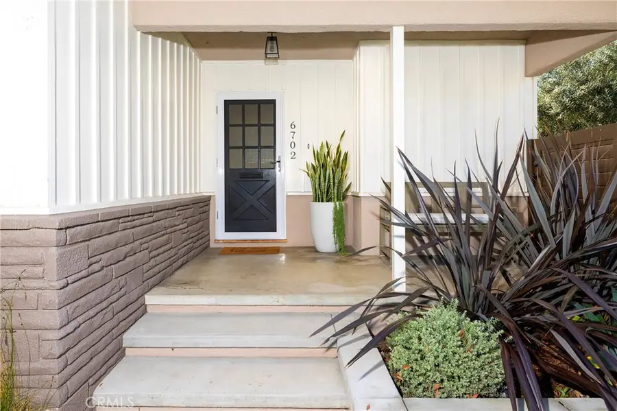 6702 E El Salvador Street, Long Beach, CA 90815 - Image #3