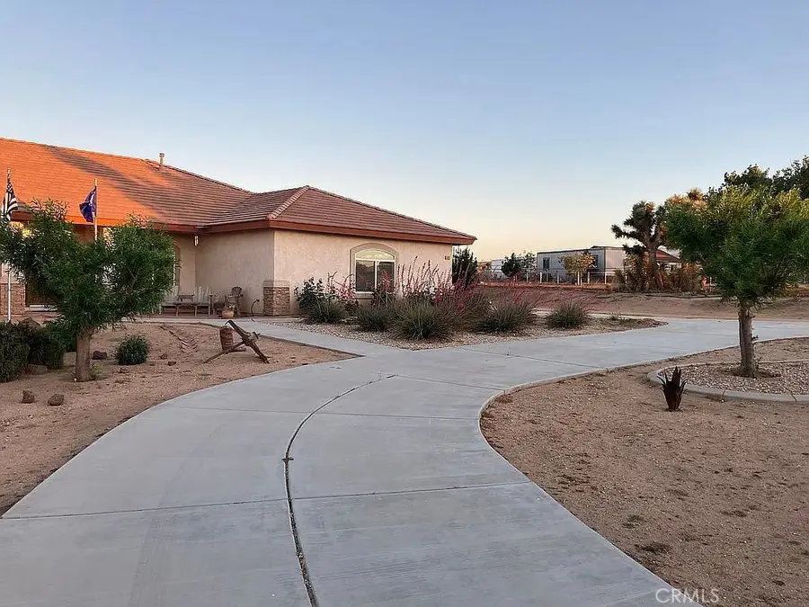 6581 Bartlett, Phelan, CA 92371 - Image #3