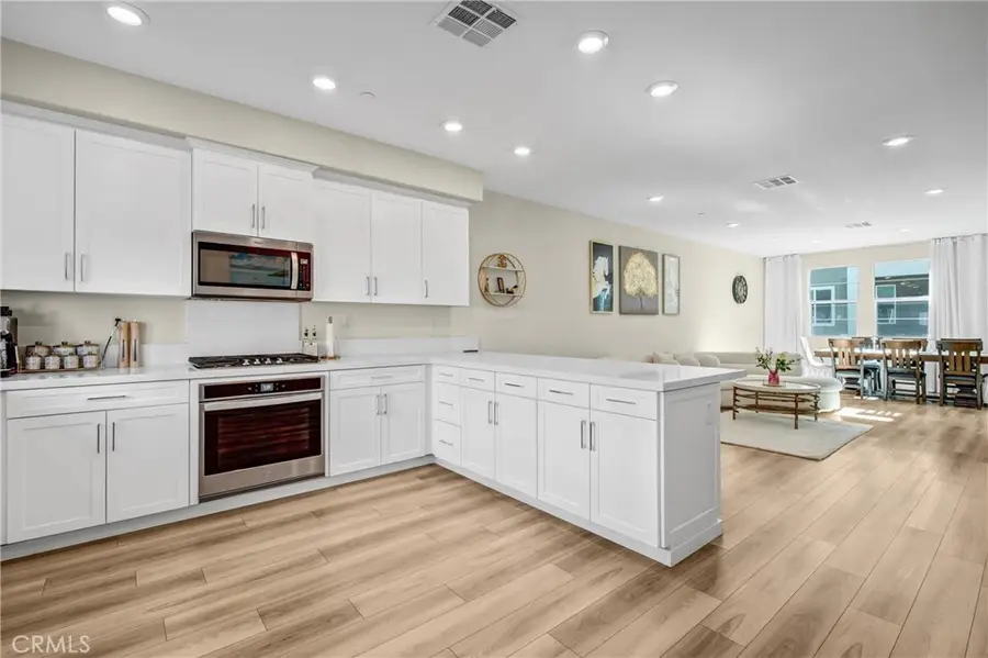 27120 Valley Oak Place, Valencia, CA 91381 - #2