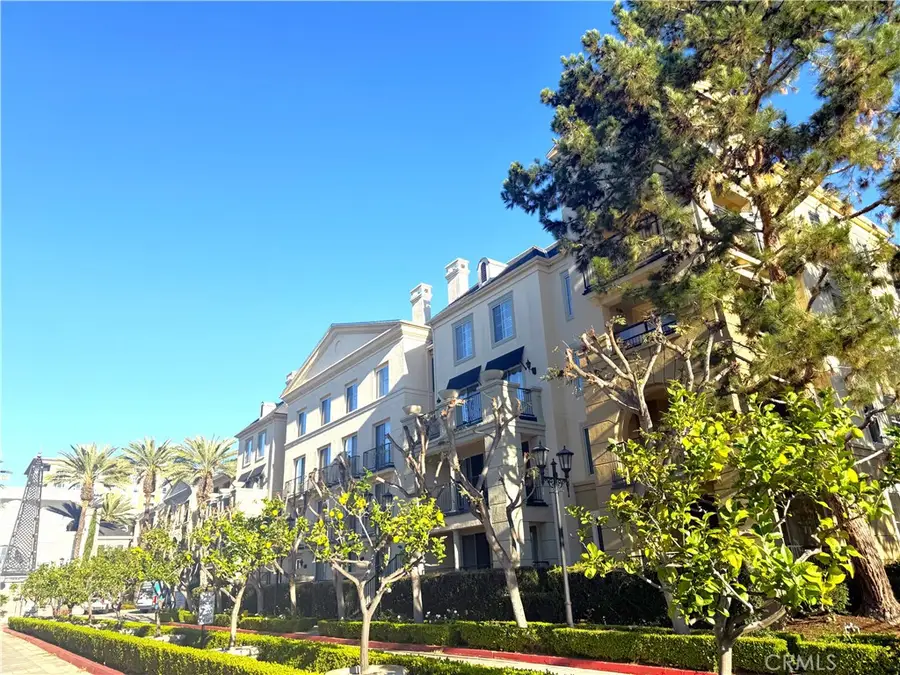 3212 Watermarke Pl, Irvine, CA 92612 - #3