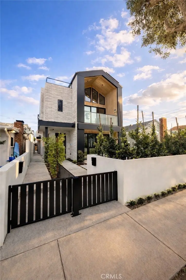 519 1/2 Narcissus Avenue, Corona Del Mar, CA 92625 - #1