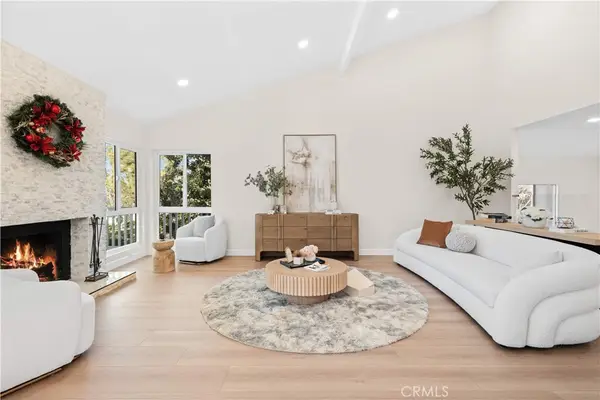 16 Rustling Wind #8, Irvine, CA 92612