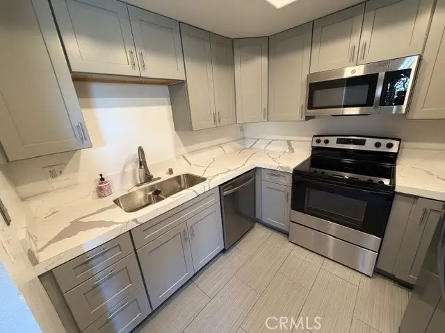 27657 Aquamarine, Mission Viejo, CA 92691 - Image #2