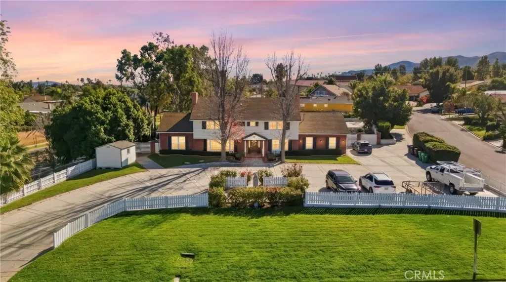 1301 Paseo Grande, Corona, CA 92882 - #1