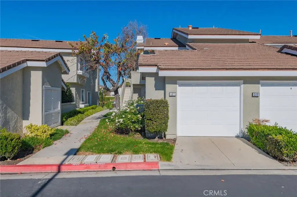 527 Springbrook N, Irvine, CA 92614 - #1