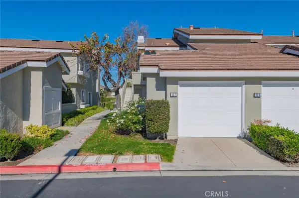 527 Springbrook N, Irvine, CA 92614