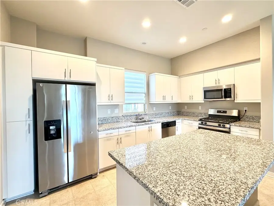718 Central Avenue, Upland, CA 91786 - #2