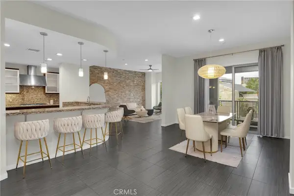 21 Gramercy #220, Irvine, CA 92612