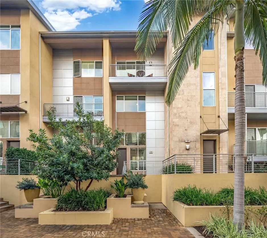 726 Rockefeller, Irvine, CA 92612 - #1