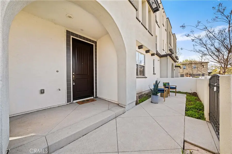 188 Fixie, Irvine, CA 92618 - Image #3