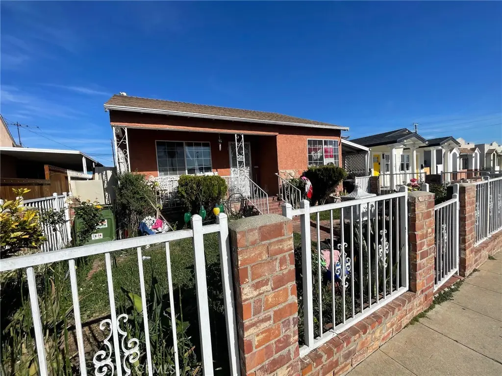 3451 Estrada, Los Angeles, CA 90023 - #1