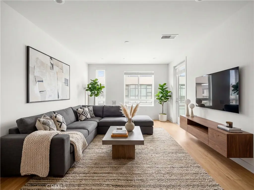 2402 Nolita, Irvine, CA 92612 - #1